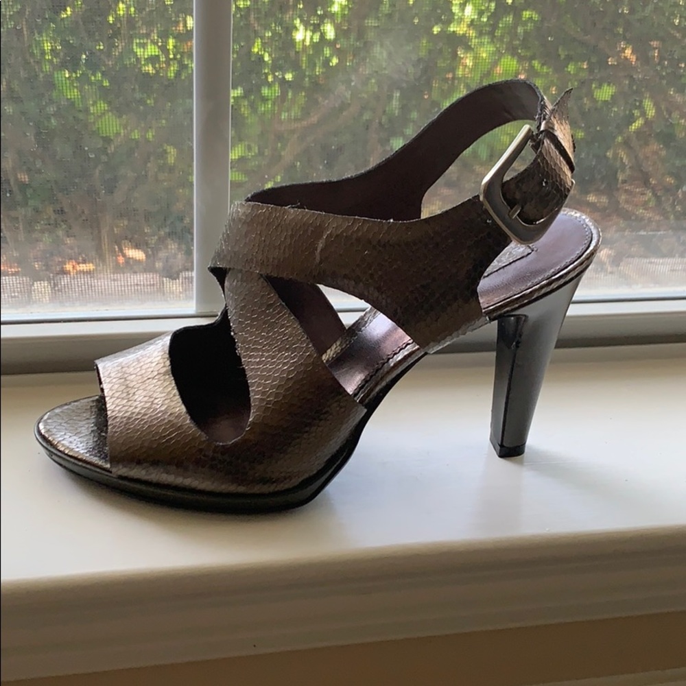 Beautiful Bdzalla heel sandal